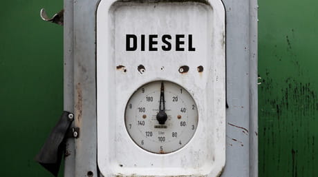 Image of diesel gauge at zero